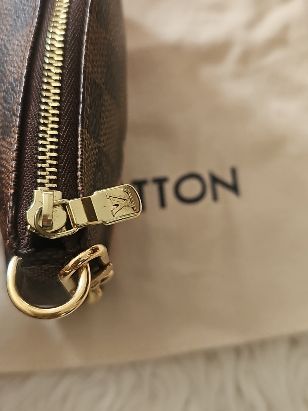 LV 2016 Damier Ebene Translantic Mini Pochette Accessories - Picture 7 of 9